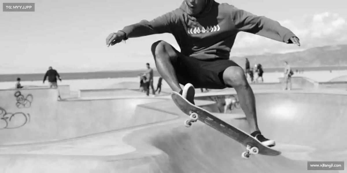 <strong>星空综合</strong>挑战极限，让汗水在赛场上绽放最耀眼的光芒💦